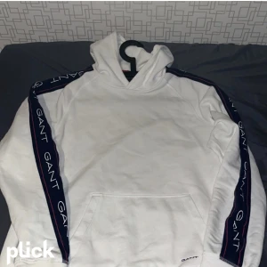 Gant Hoodie  - Storlek XL men detta är Storlek M enligt mig
