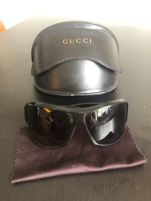 Solglasögon Gucci - Gucci solglasögon 
