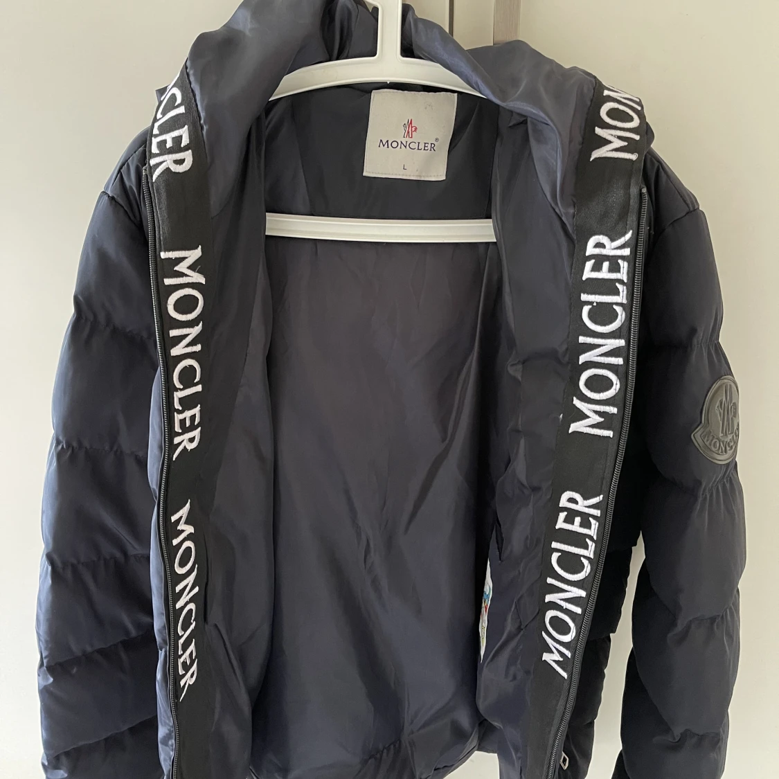 Moncler jacka - 90
