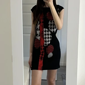 Klänning - Unik klänning, inga defekter eller liknande