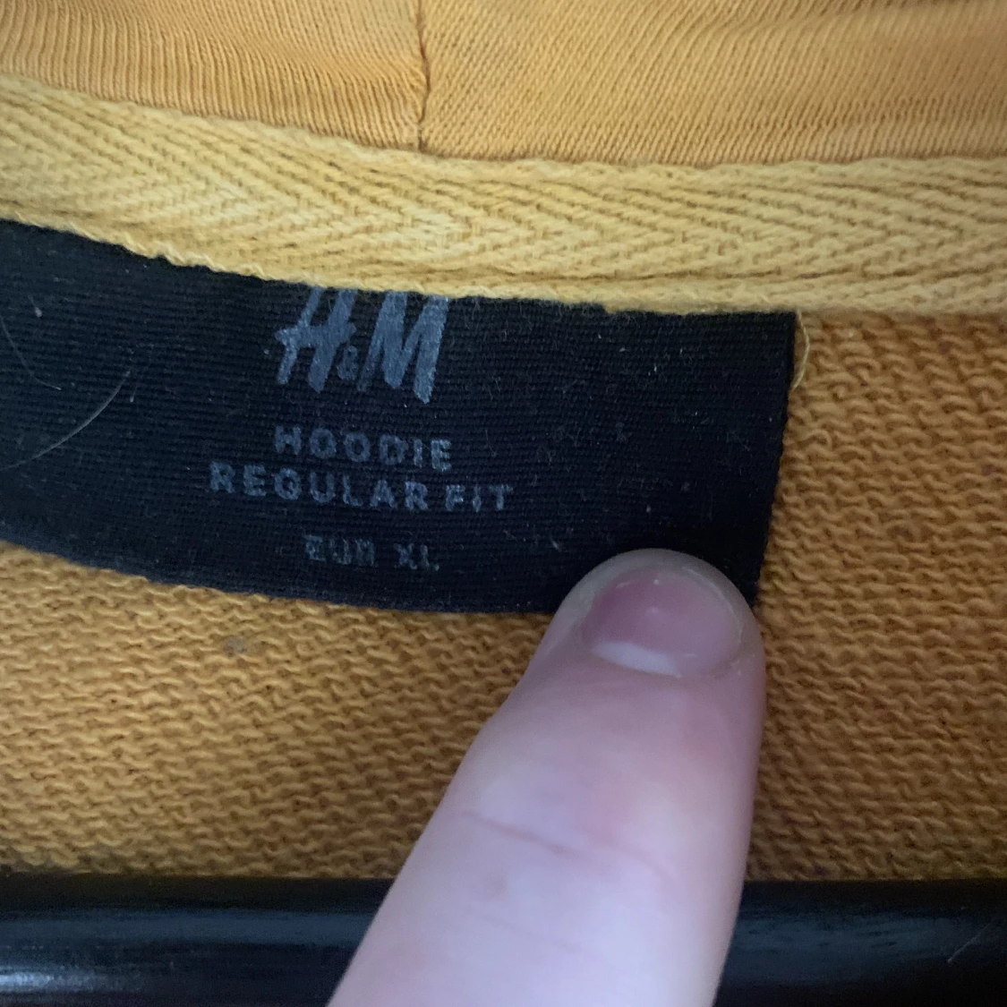 Hoodie från H&M - 91