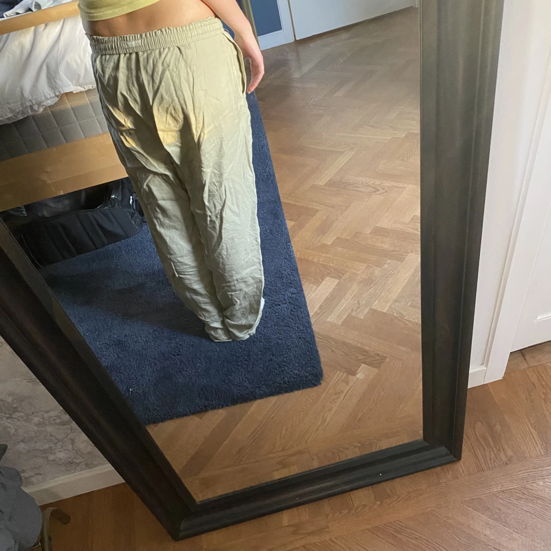 Ljusgröna linnebyxor  - 91