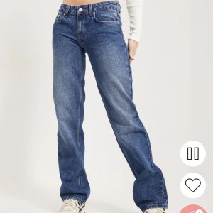 Jeans low waist - Jättefina jeans från Nelly , nyskick köpta för 699❤️