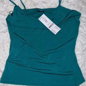 Linne - Säljer detta linne, helt oanvändt. 