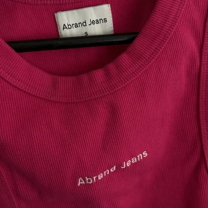 Abrand Jeans rosa top - Nyskick, använt 1 gång. 