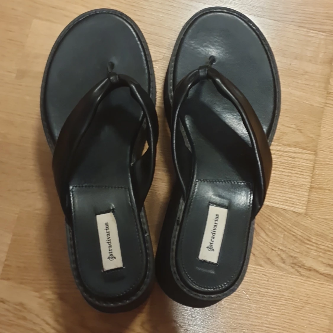 Y2k svarta plåta sandaler - 90