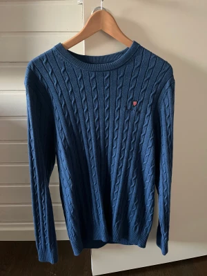 Märkeströjor  - Använda 1 gång! Storlek M och L  100 kr