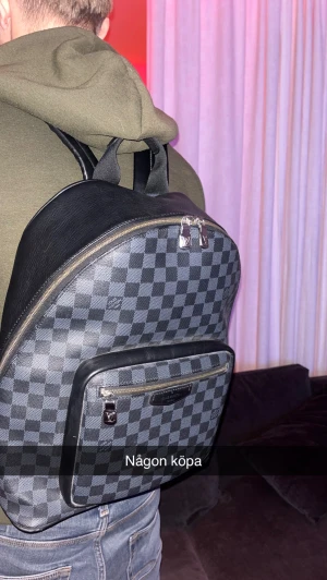 Lv bag  - Louis Vuttion väska använder inte längre väldigt bra väska men känner ingen nytta av den så vill sälja den