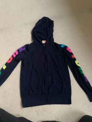 From future zip up! - Så unik och cool!!