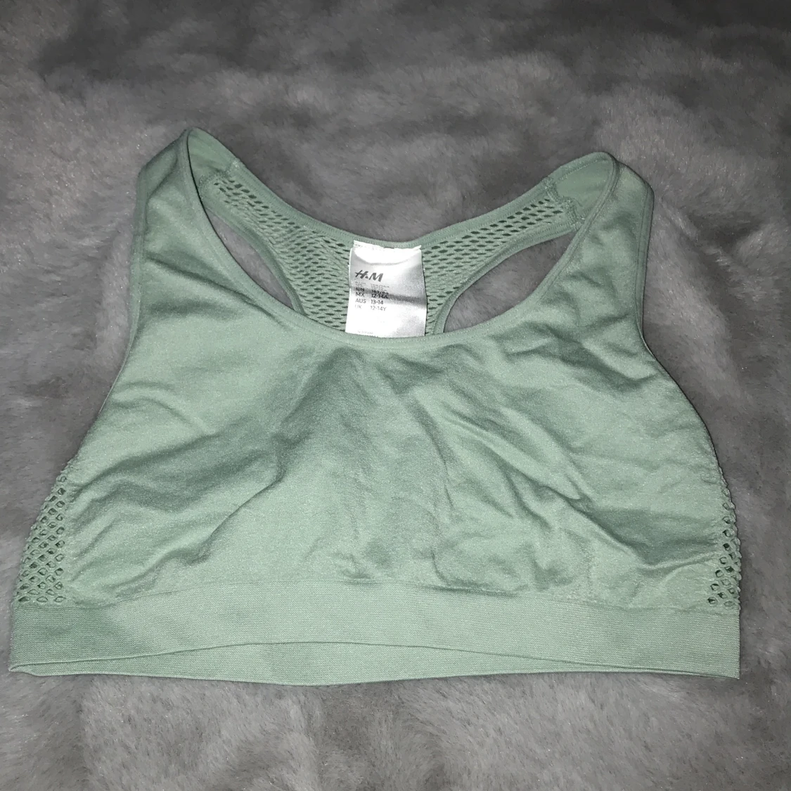 Sport toppar från H&M - 90