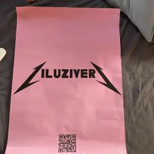 Lil Uzi Vert poster Pink tape som släpps på fredag!! kan mötas upp i stockholm, står tyvärr inte för frakten