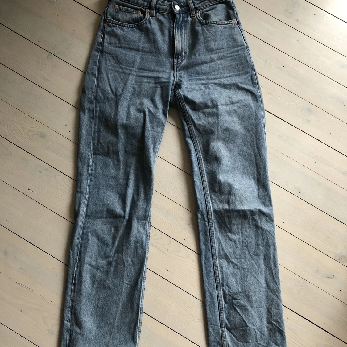 Blå jeans Weekday strl 27/32 - 91