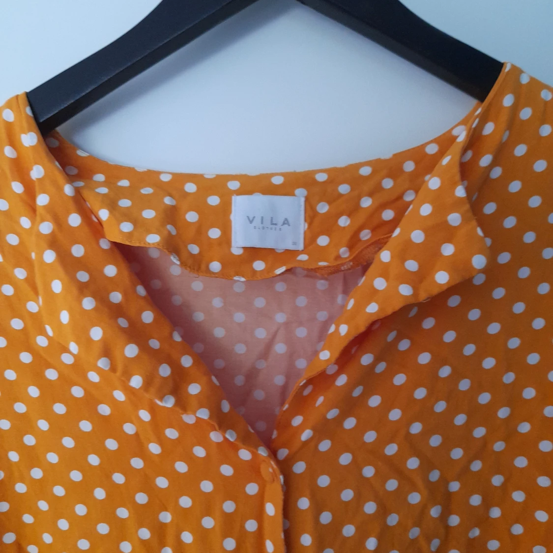 VILA Skjorta Gul/vit Prickig storlek 38 - 91