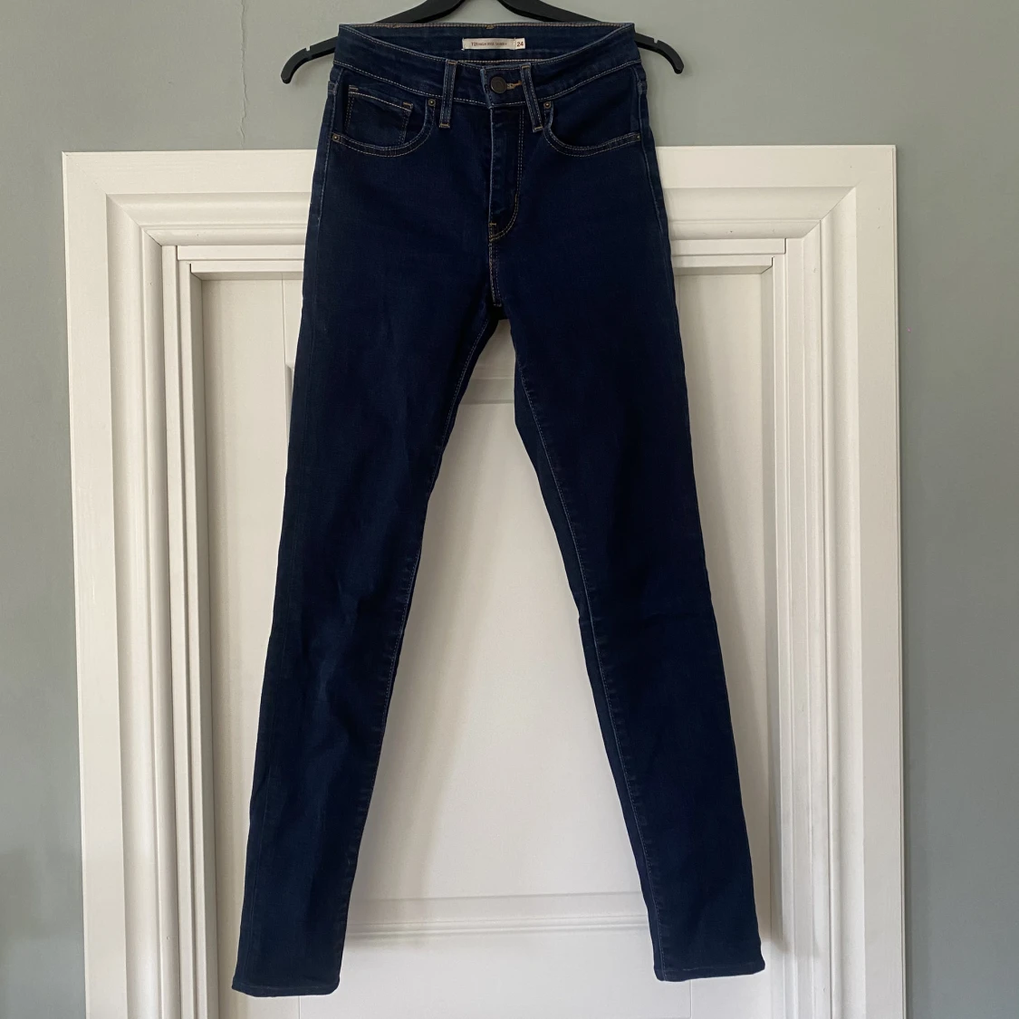 Levis högmidjade skinny jeans - 90