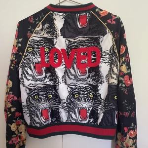 Jacka - Säljer denna skitcoola jacka som endast användts ett fåtal gånger.