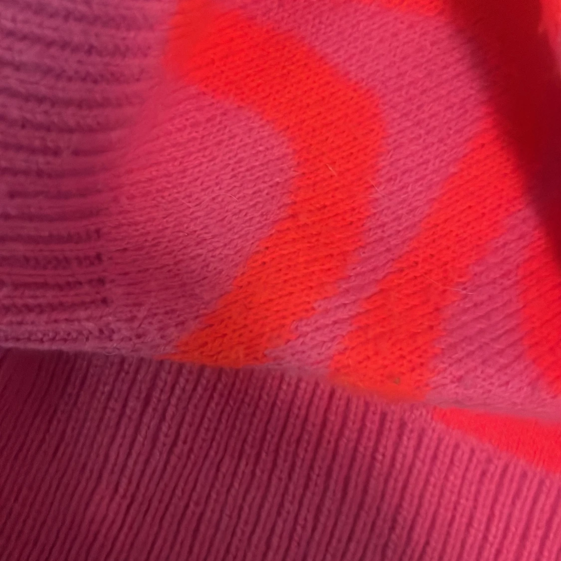 Extremt mjuk och skön stickad tröja! - 91