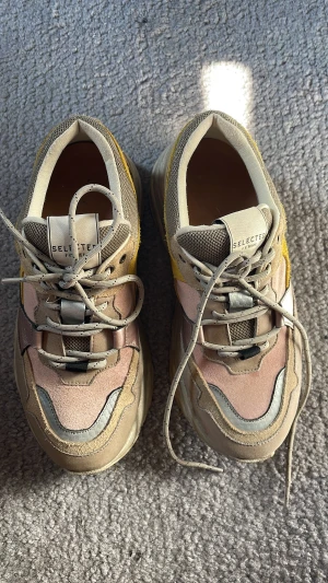 Selected femme - Storlek 37  Använd fåtal gånger 