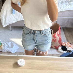 Jeans shorts - Jeans shorts från weekday!!
