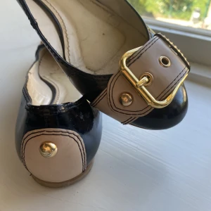 Gardenia balerinor - Balerinaskor med lädersula från Gardenia! Nypris: 1340, mitt pris: 300. Såå fina!!