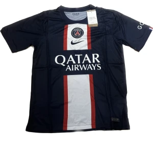 PSG tröja  - Kommer helt ny och inplastad  Kan fraktas 