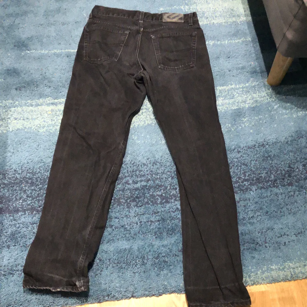 Svarta byxor från mcgordon. Jeans & Byxor.