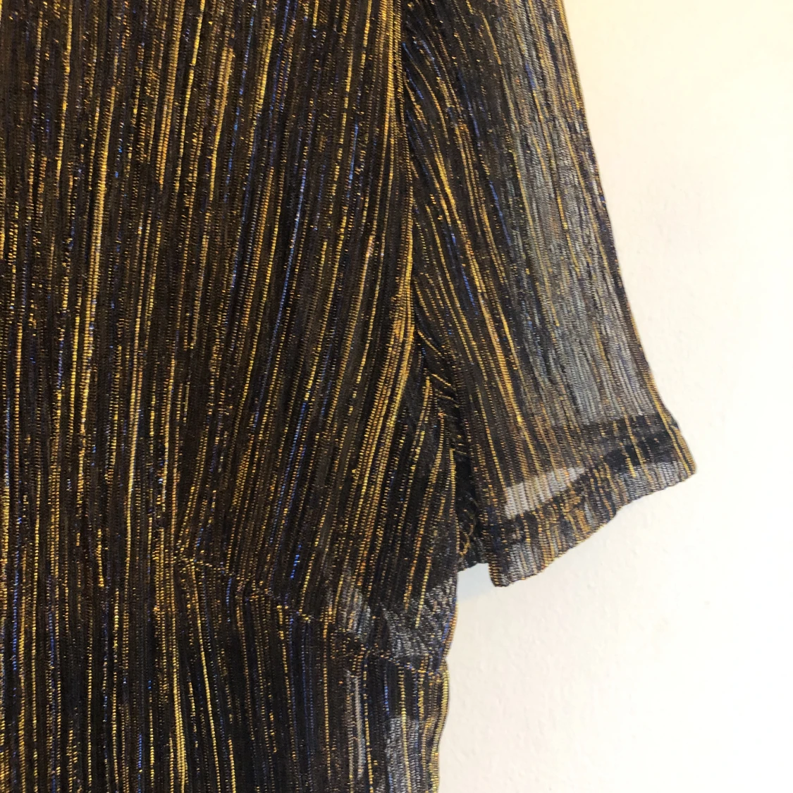 Custommade glittrig topp - 91