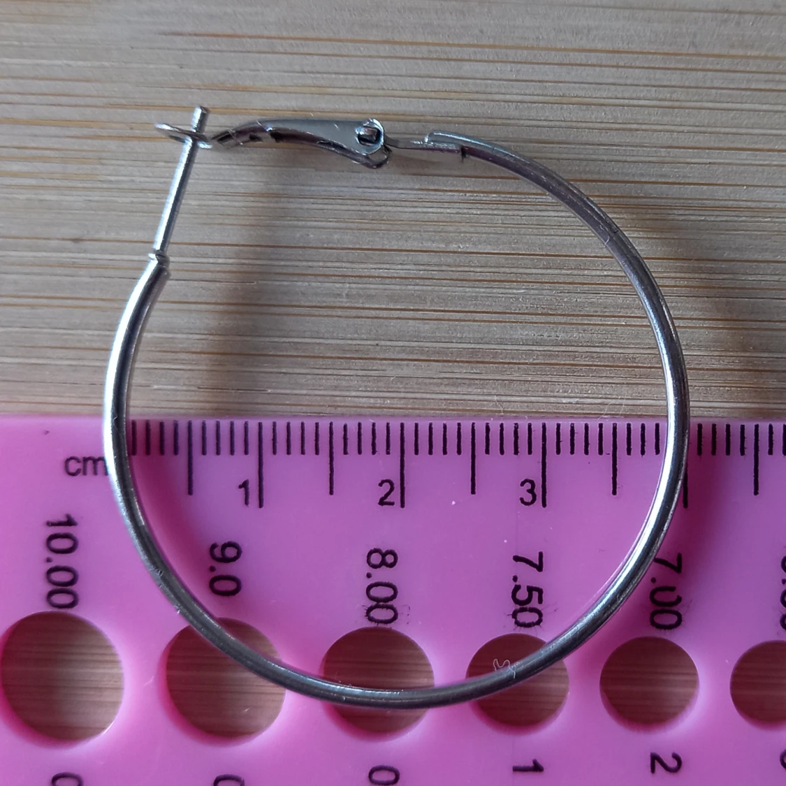 Classic silver hoop earrings - 90