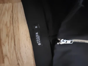 Tiger Of Sweden  - Strl 38  Aldrig använda, då det är för tajta för mig.  