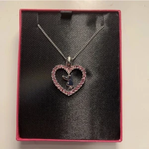 Playboy halsband - Säljer detta fina Playboy halsband, aldrig använt