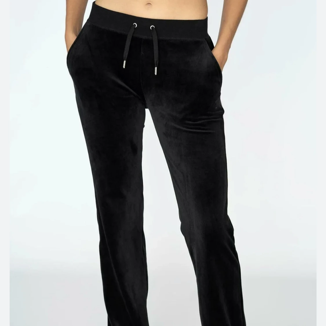 Svarta juicy byxor - 90