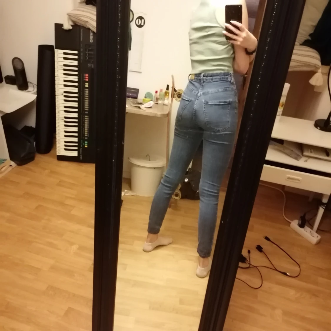 Snygga blå jeas - 90