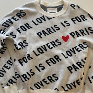 Zadig Voltaire tröja - Jätte fin,använt 2-3 ggr Står Xs men funkar för S oxå