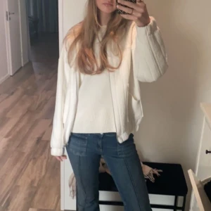 Jacka  - Inga defekter, använd fåtal gånger 🩷