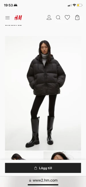 Dunjacka dam  - Säljer pufferjacka från hm  Inga defekter  Köpt för 500  Skriv för fler bilder 