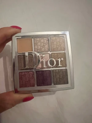 Dior ögonskuggspalett  - Helt ny och oanvänd dior eyeshadow palette i färgen 005 plum neutrals🫶