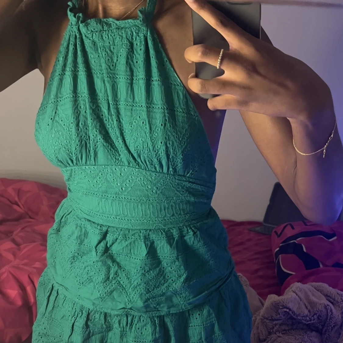 Grön fin klänning, med öppen rygg - 90