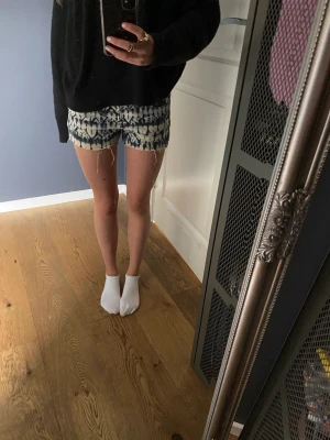 Isabel Marant shorts  - Såå snygga Isabel Marant x h&m byxor som jag gjort till shorts!!💘