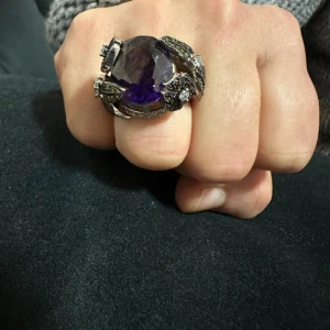 Ring med Sten  - Fin bra skick 