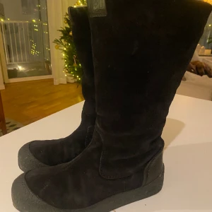 Canada snow stövlar  - Fina stövlar i fint skick från Canada snow , storlek 39