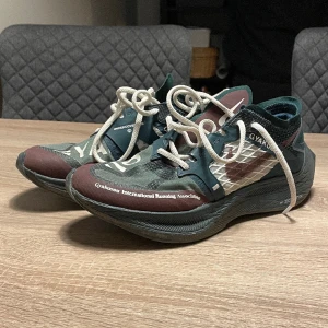 Nike Vaporfly - Nike Vaporfly special edition Gyakusou Storlek 40 (25 cm)