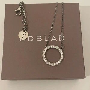 Edblad halsband - Halsband från Edblad, kommer ej till nån användning.