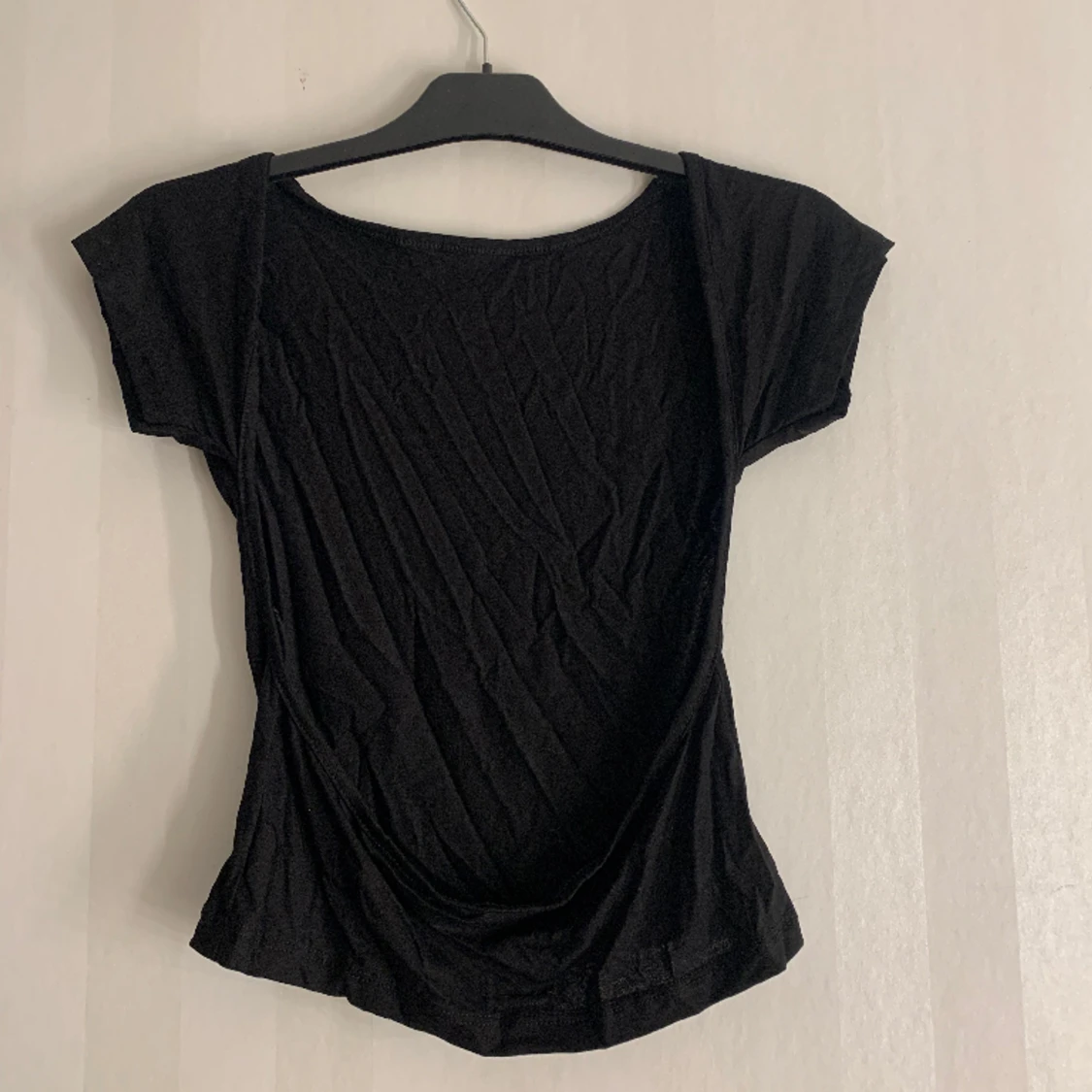 Svart backless tröja - 90