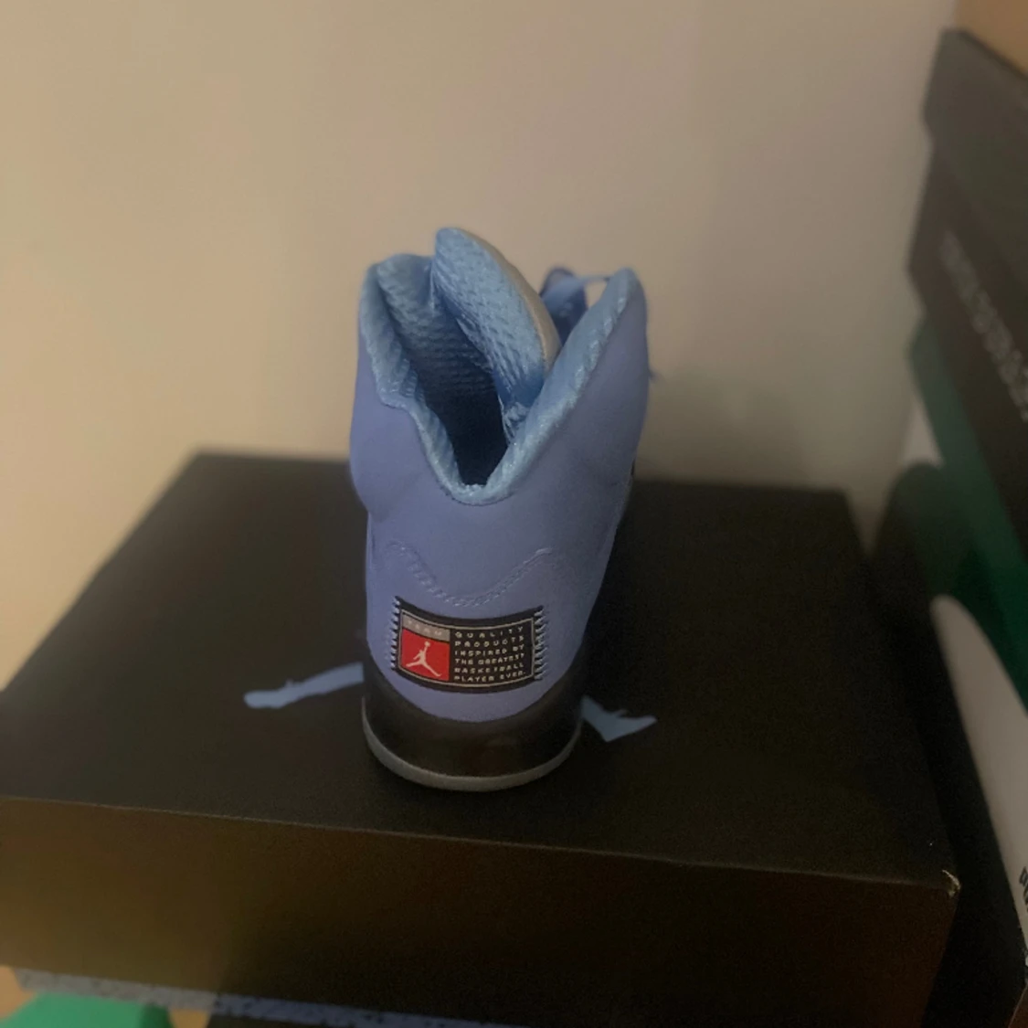 Jordan 5 unc  - 90