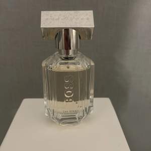 Hugo Boss parfym 30ml, använt någon enstaka gång.  Ordinarie pris: 625kr från åhléns 