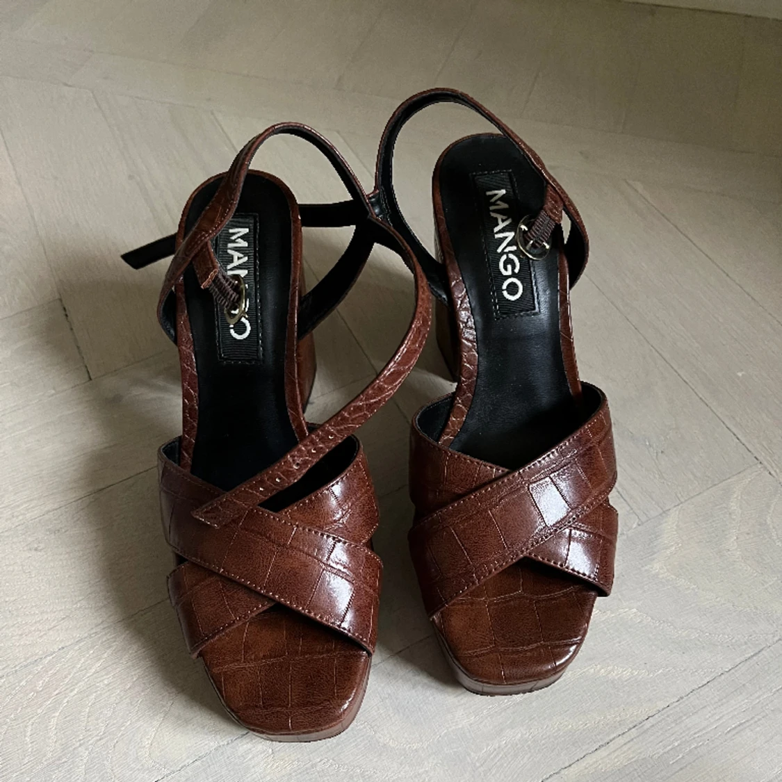 Mango platå klackskor 36 - 91