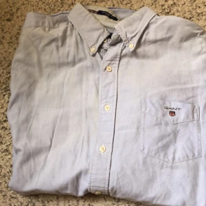 2st Gant Skjorta XXL - Snygg Blå Gant Skjorta XXL Obs 2st samma färg