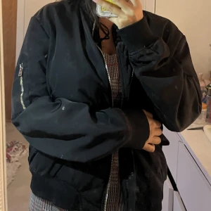 Jacka  - Bomber jacka från zara❤️