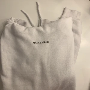 Hoodie  - Jätte fin Mckenzie Hoodie Pris kan diskuteras  