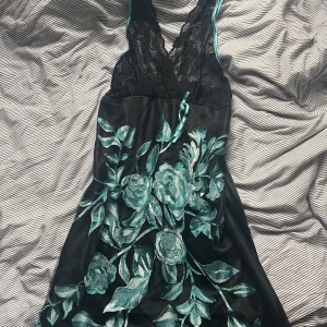 Klänning  - * Slip dress Märke och storlek står inte på men passar mig som är xs-s