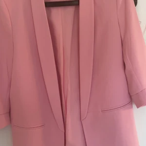 Only kavaj stl 40 - Enbart provad men passade inte mig. 